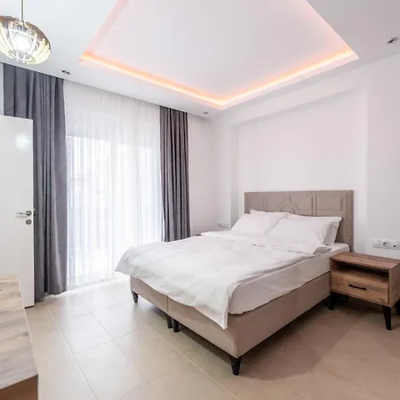 W Balcony And Pool In Antalya Appartement Sidé