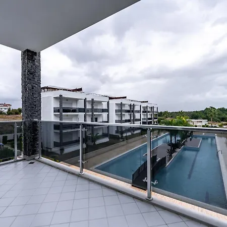 W Balcony And Pool In Antalya Apartman Side